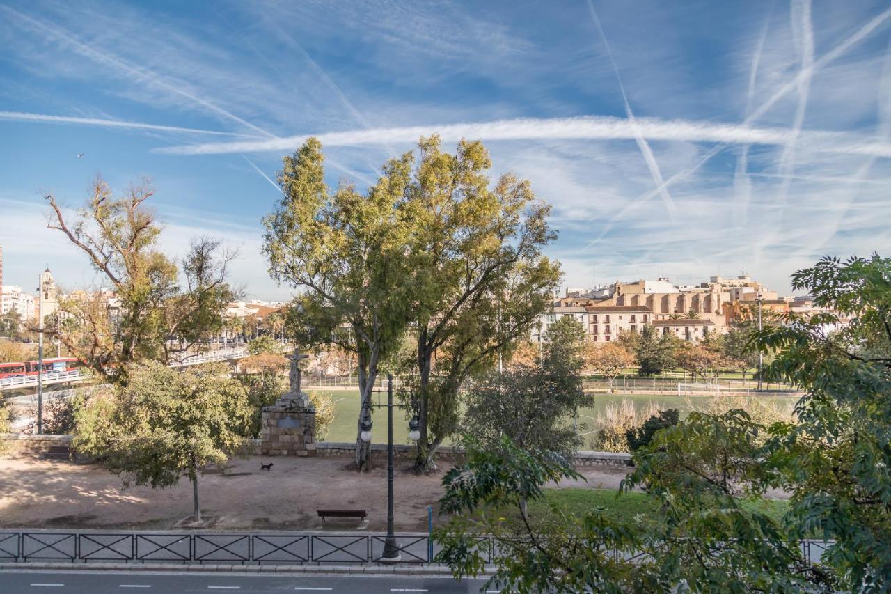 Travel Habitat Torres De Serrano Valence Extérieur photo